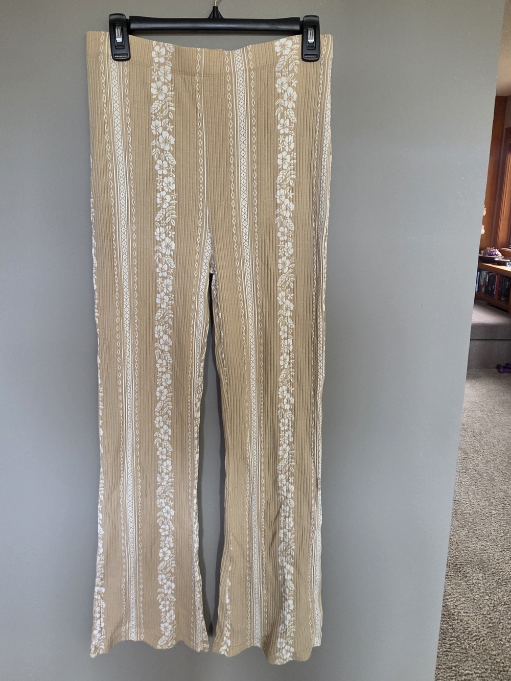 Ocean Drive Beige and White Floral-Stripe Wide-Leg Pants